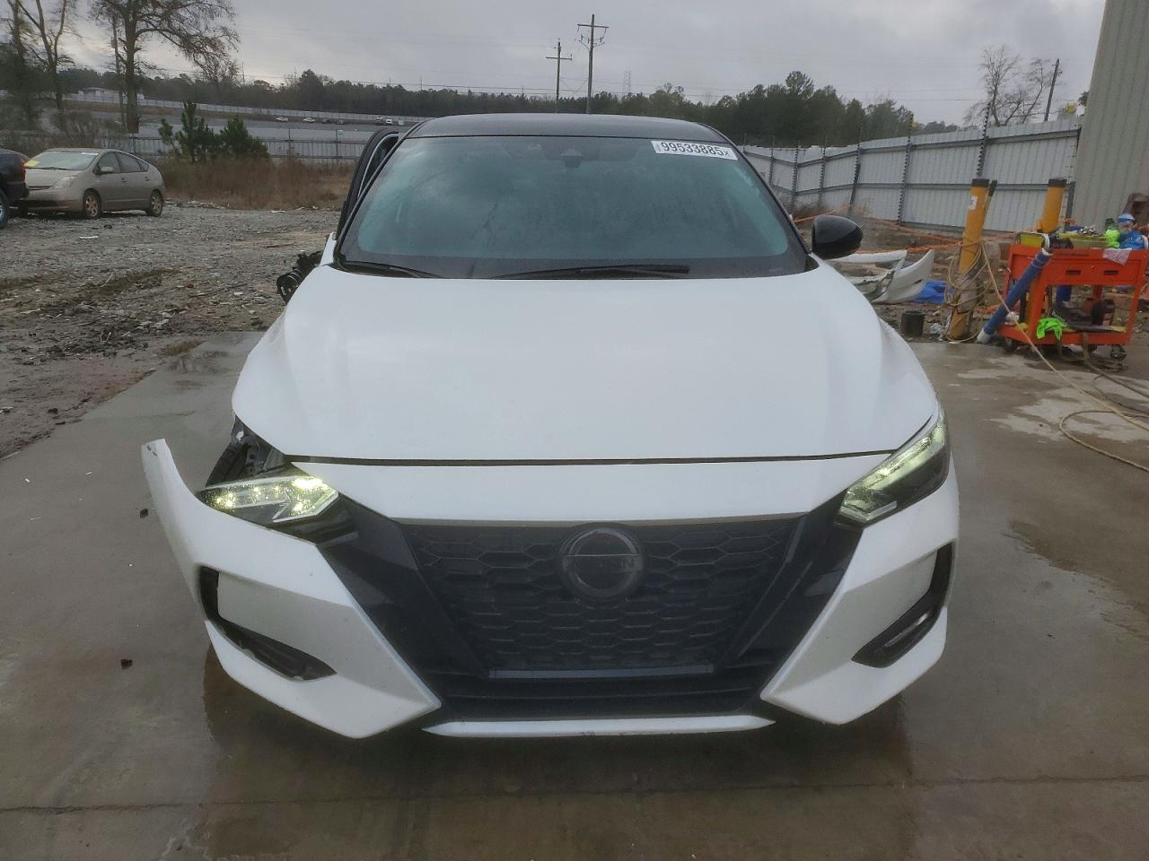 2023 NISSAN SENTRA SR photo 5