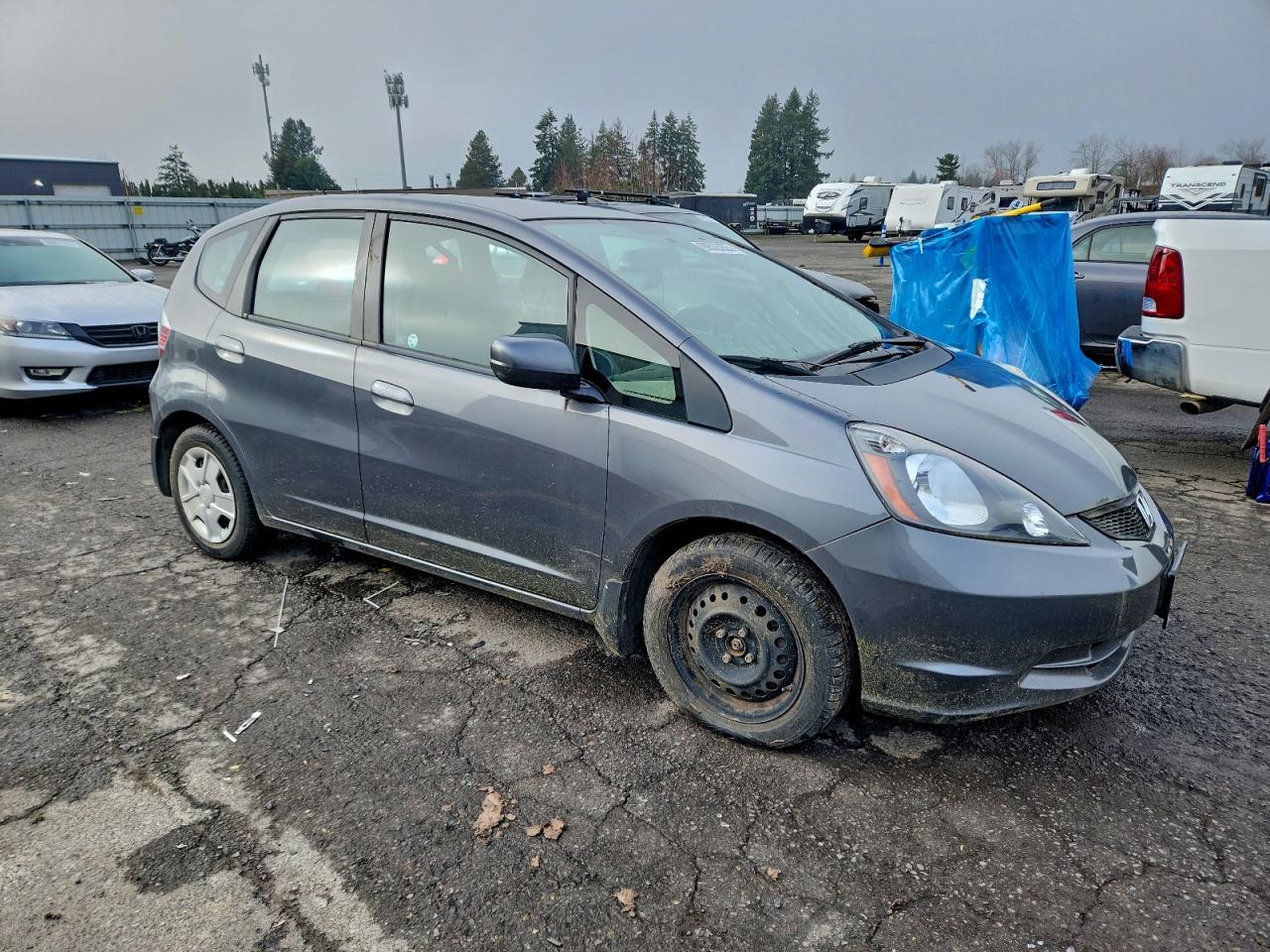 2013 HONDA FIT photo 4