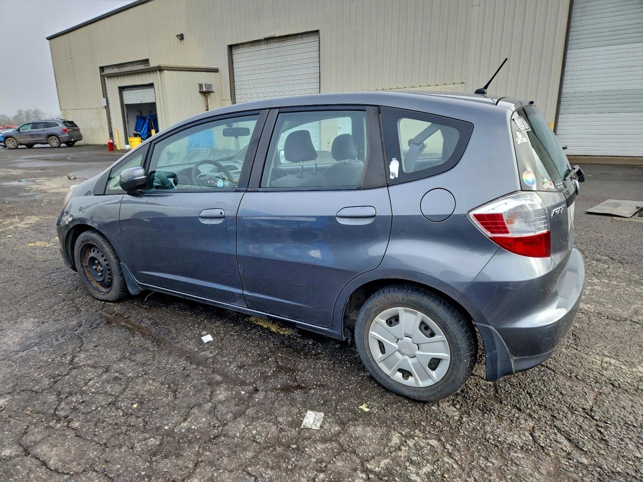 2013 HONDA FIT photo 2