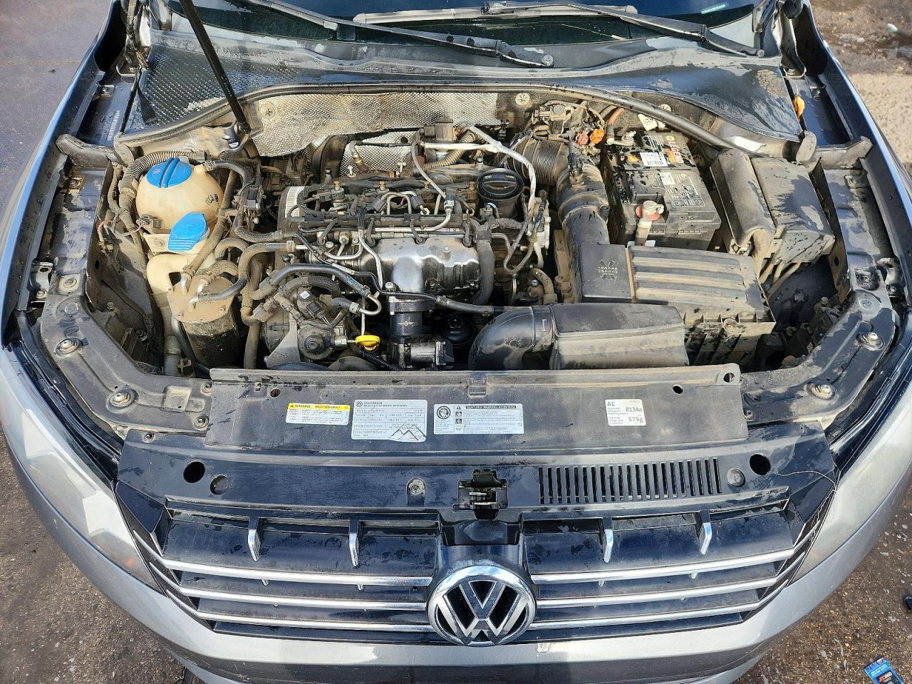 2014 VOLKSWAGEN PASSAT SEL photo 11