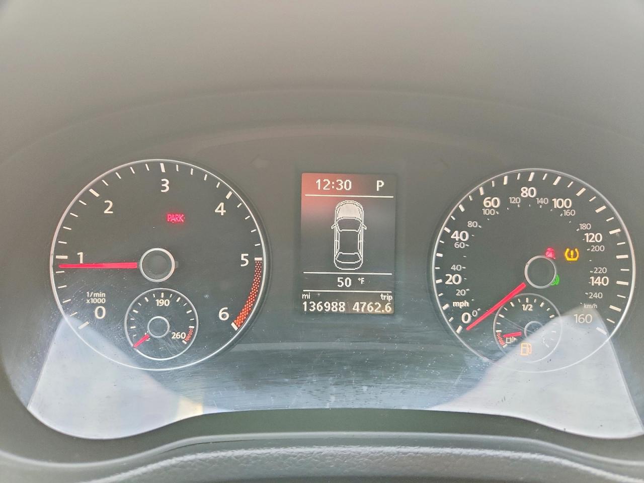 2014 VOLKSWAGEN PASSAT SEL photo 9