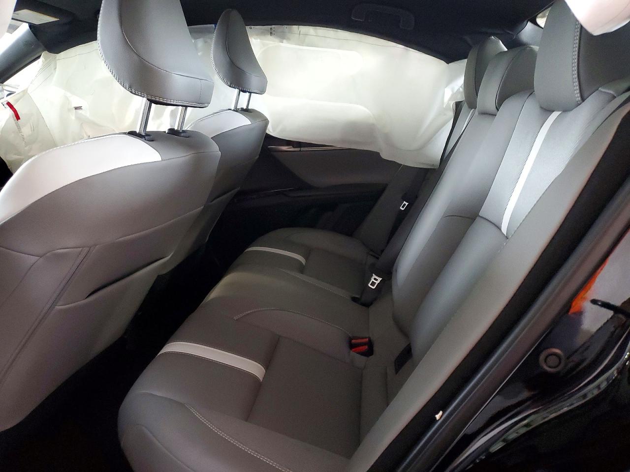 2026 TOYOTA CAMRY XSE photo 10