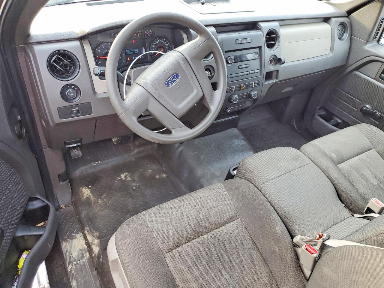 2010 FORD F150 photo 8