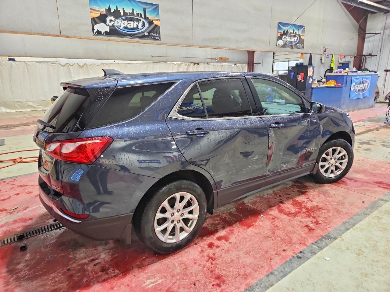 2018 CHEVROLET EQUINOX LT photo 3