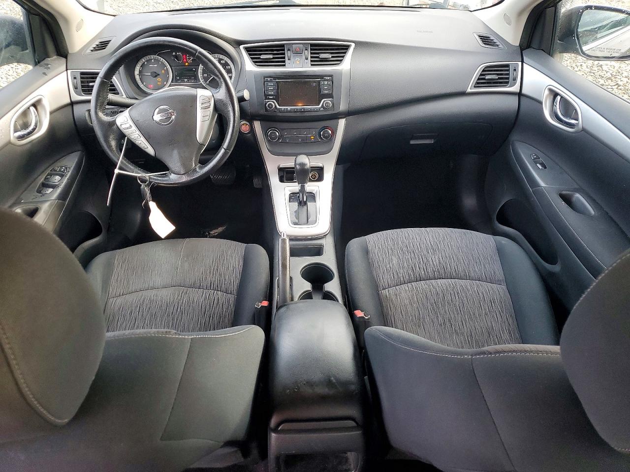 2015 NISSAN SENTRA S photo 8