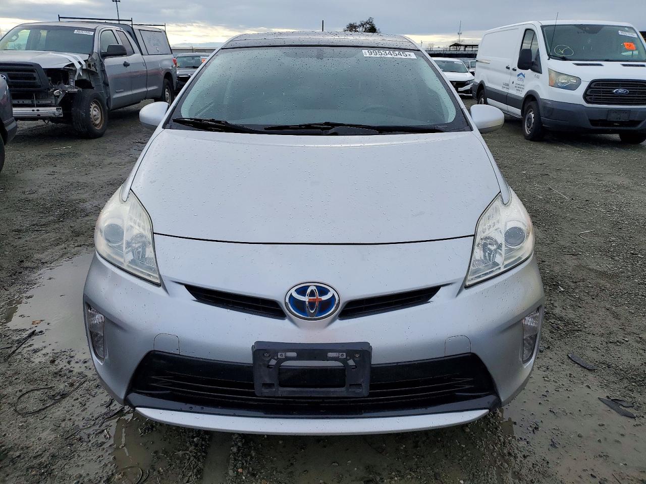 2013 TOYOTA PRIUS photo 5