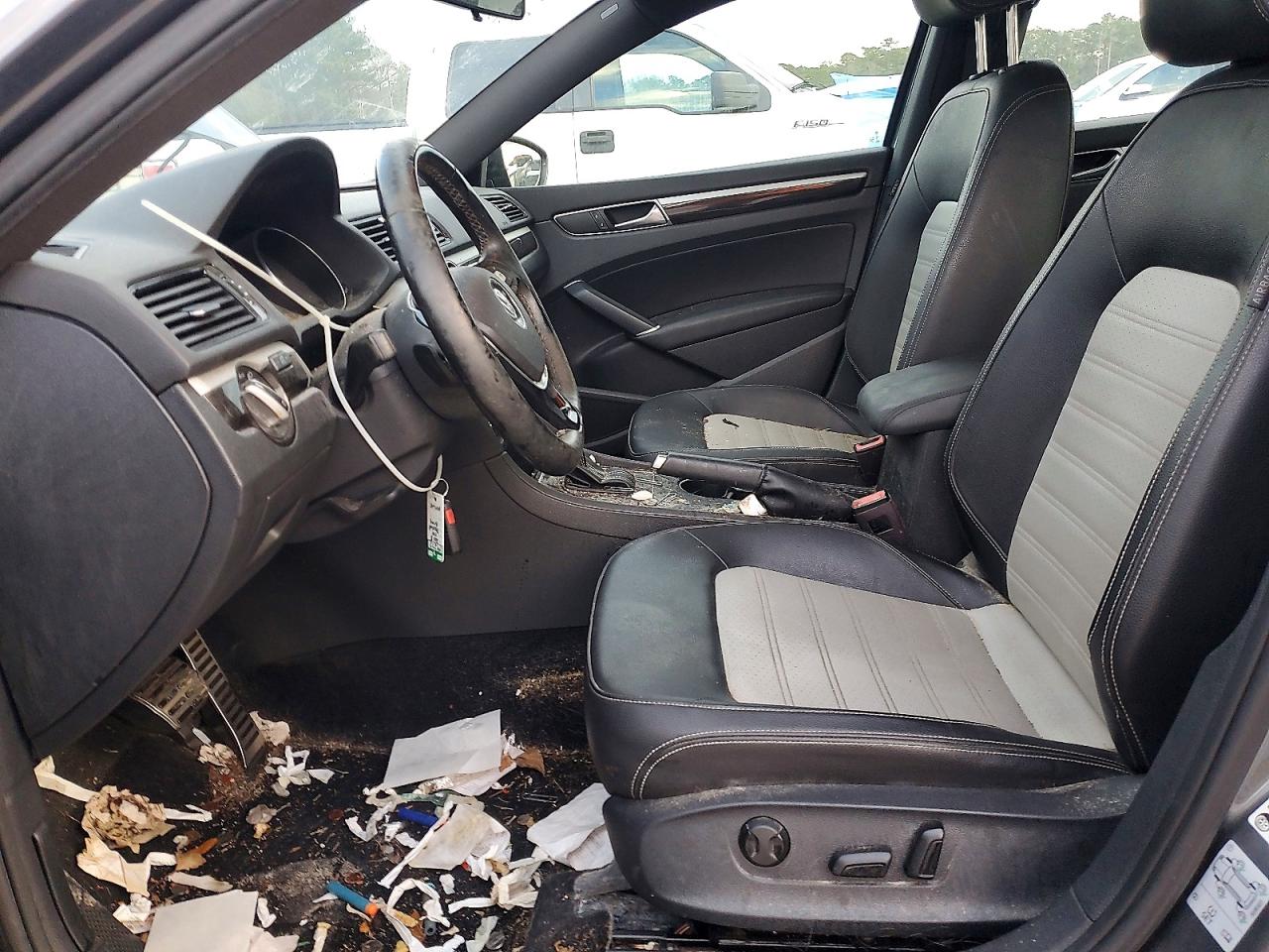2018 VOLKSWAGEN PASSAT GT photo 7