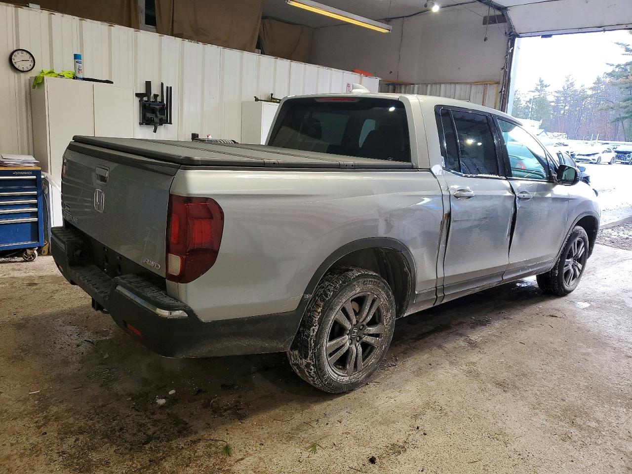 2019 HONDA RIDGELINE SPORT photo 3