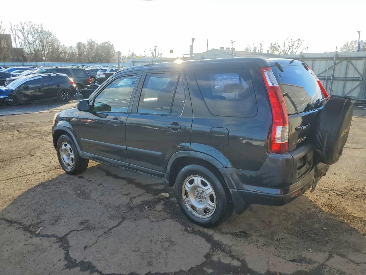 2005 HONDA CR-V LX photo 2
