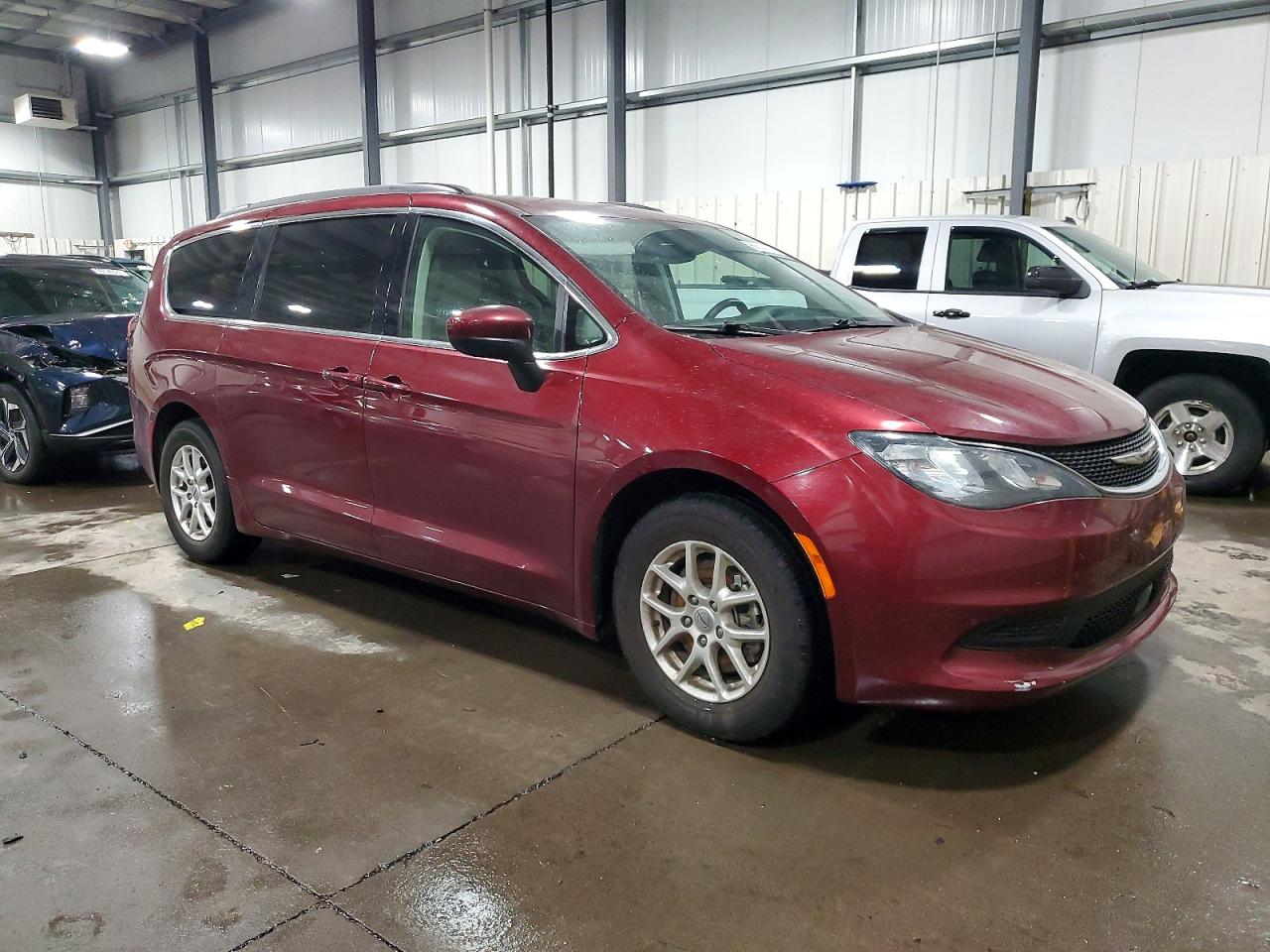 2021 CHRYSLER VOYAGER LXI photo 4