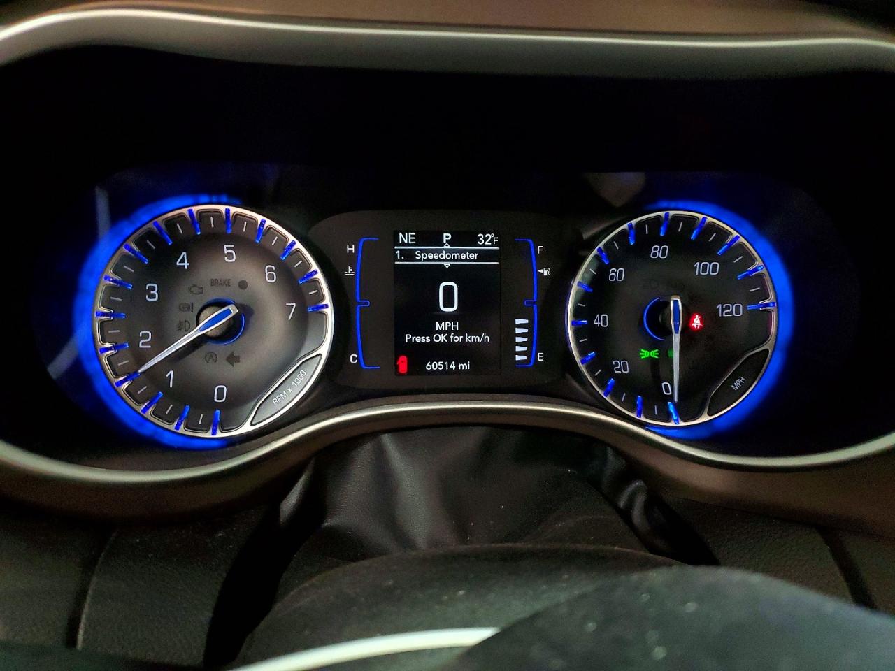 2021 CHRYSLER VOYAGER LXI photo 9