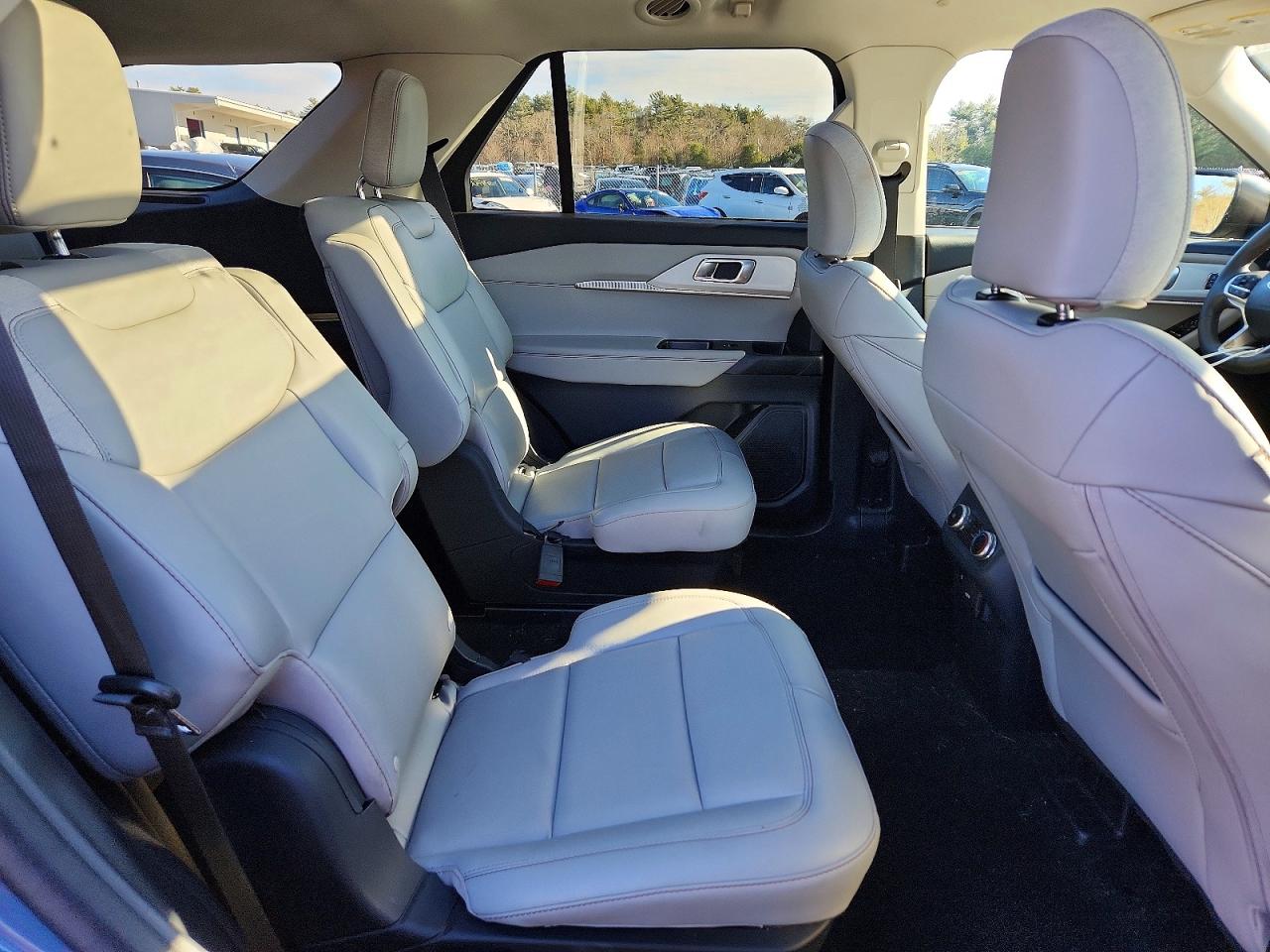 2025 FORD EXPLORER ACTIVE photo 21