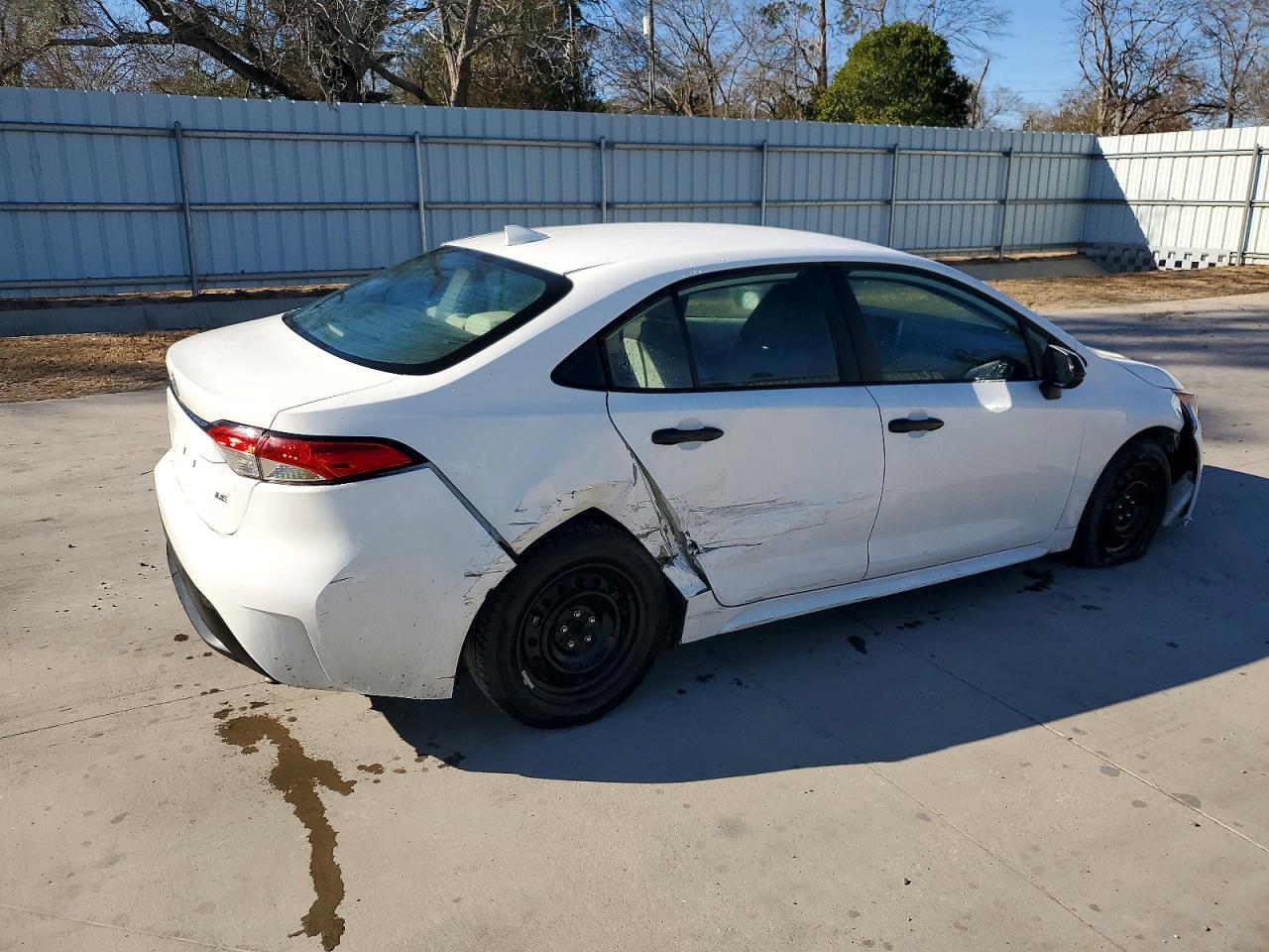 2021 TOYOTA COROLLA LE photo 5