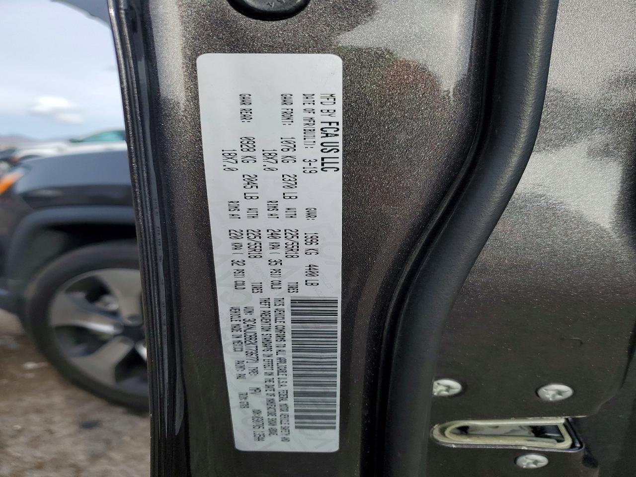 2019 JEEP COMPASS LATITUDE photo 13