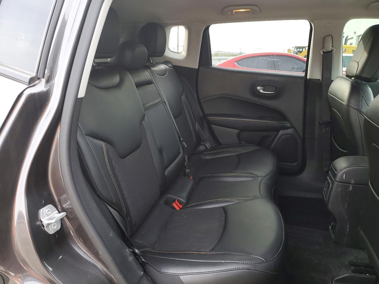 2019 JEEP COMPASS LATITUDE photo 11