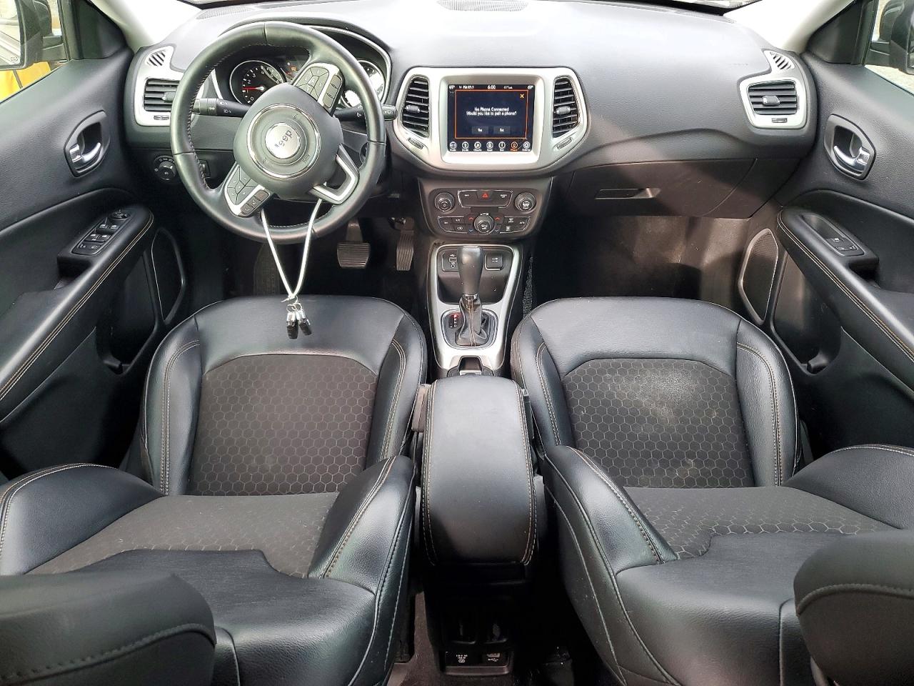 2019 JEEP COMPASS LATITUDE photo 8