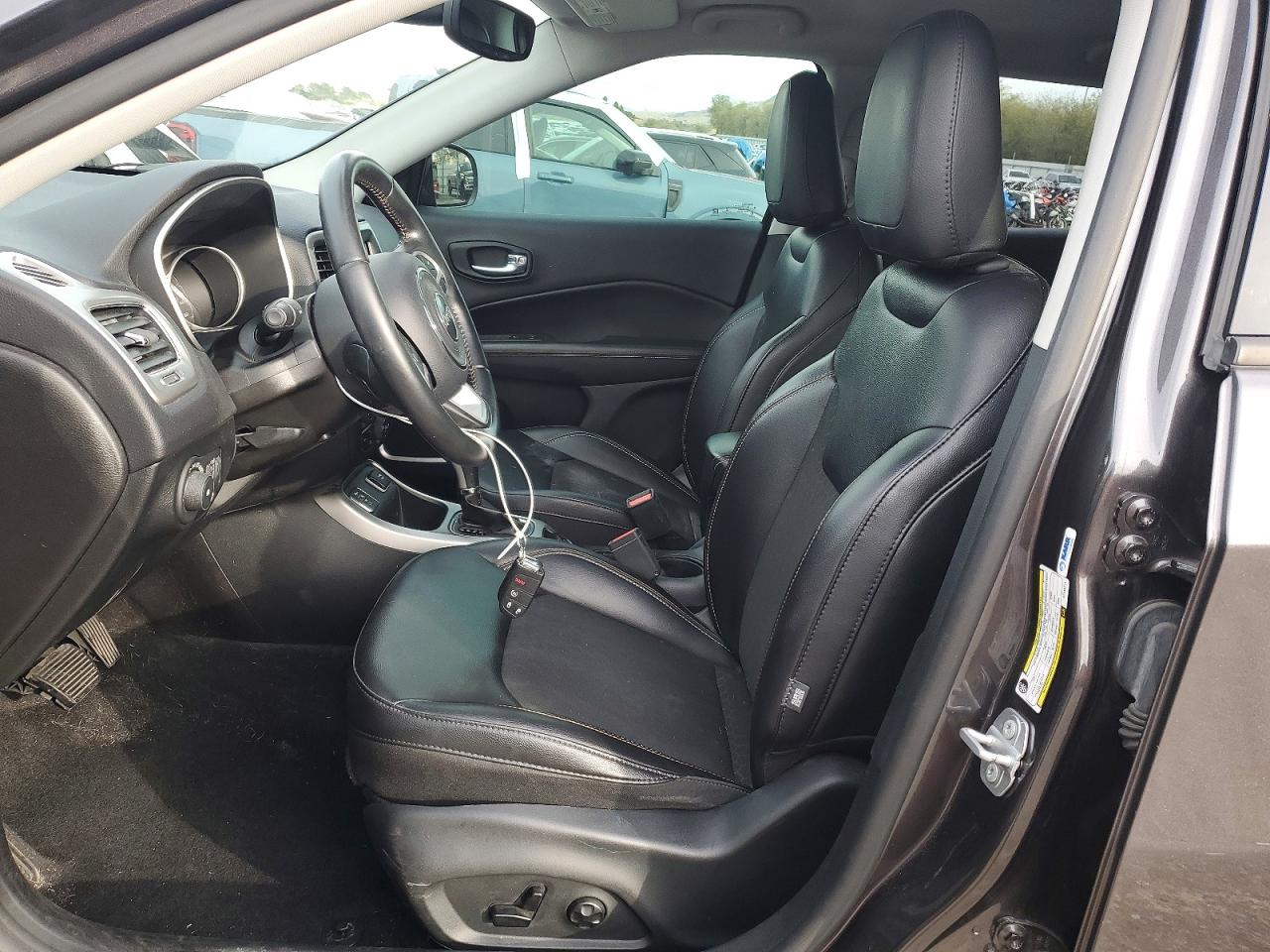 2019 JEEP COMPASS LATITUDE photo 7