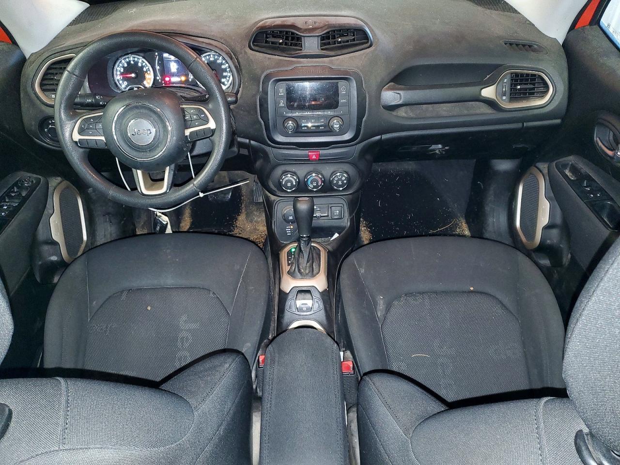 2017 JEEP RENEGADE SPORT photo 8