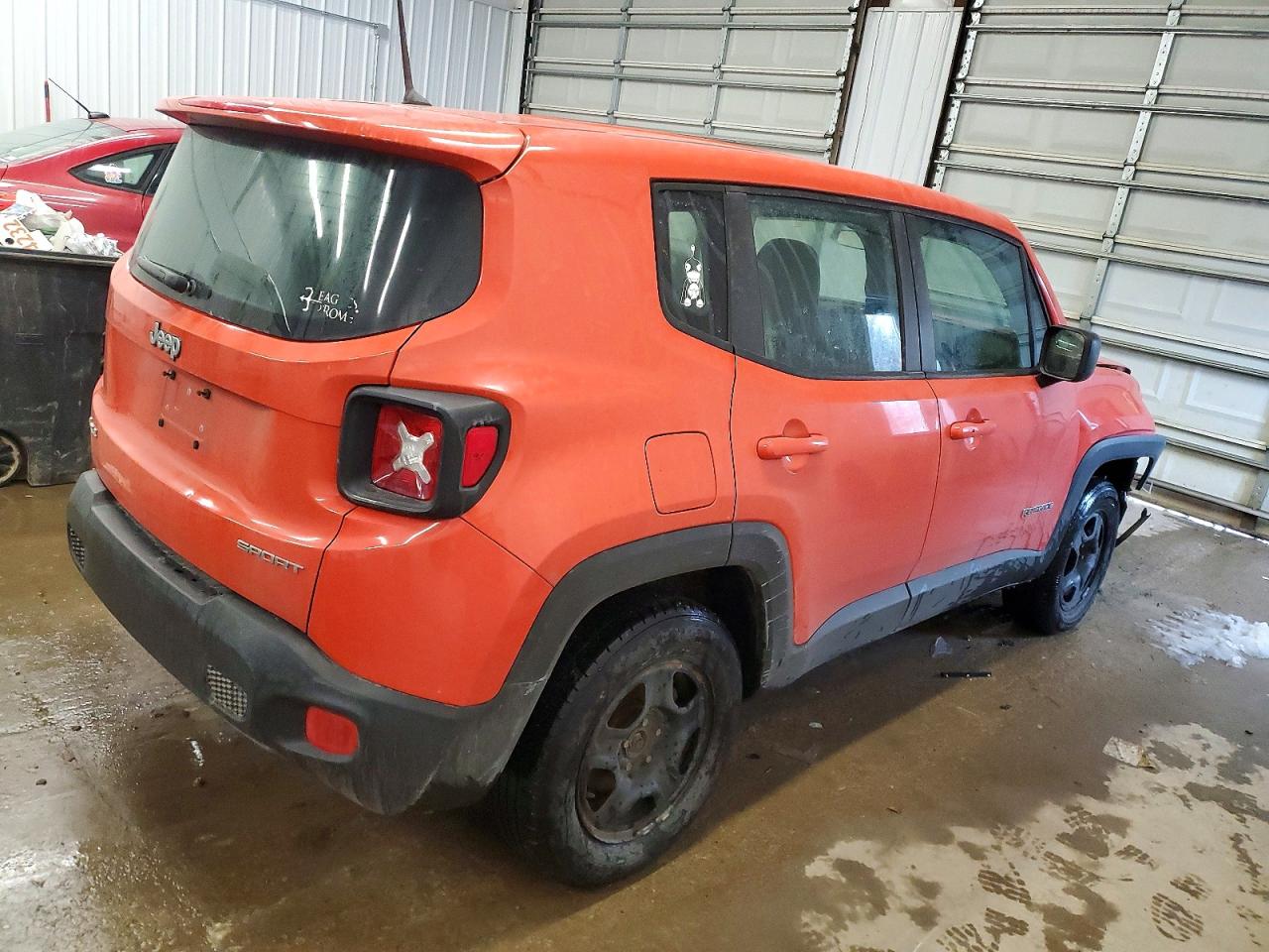 2017 JEEP RENEGADE SPORT photo 3