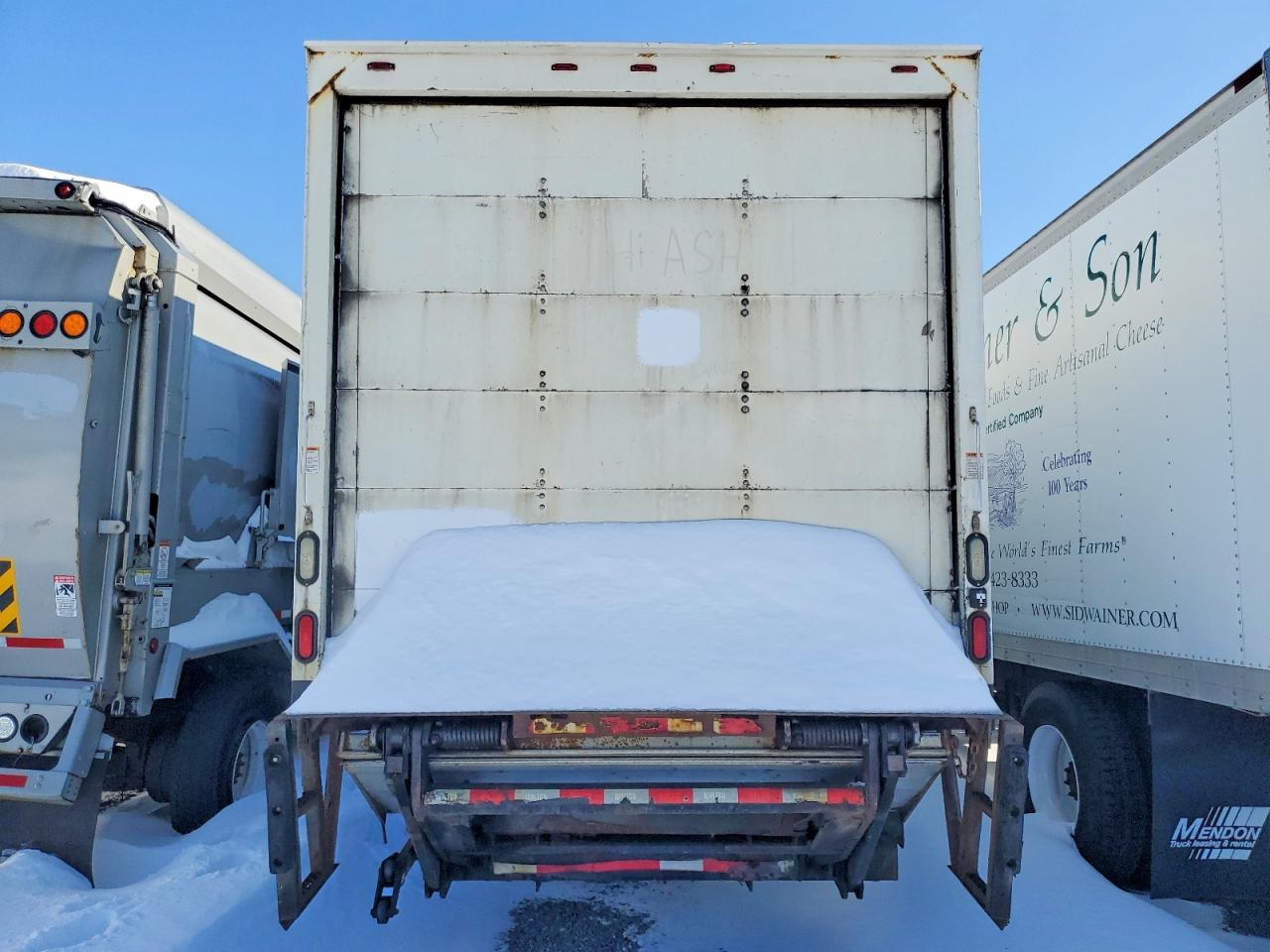 2012 FREIGHTLINER BUSINESS CLASS M2 BOX TRUCK photo 6