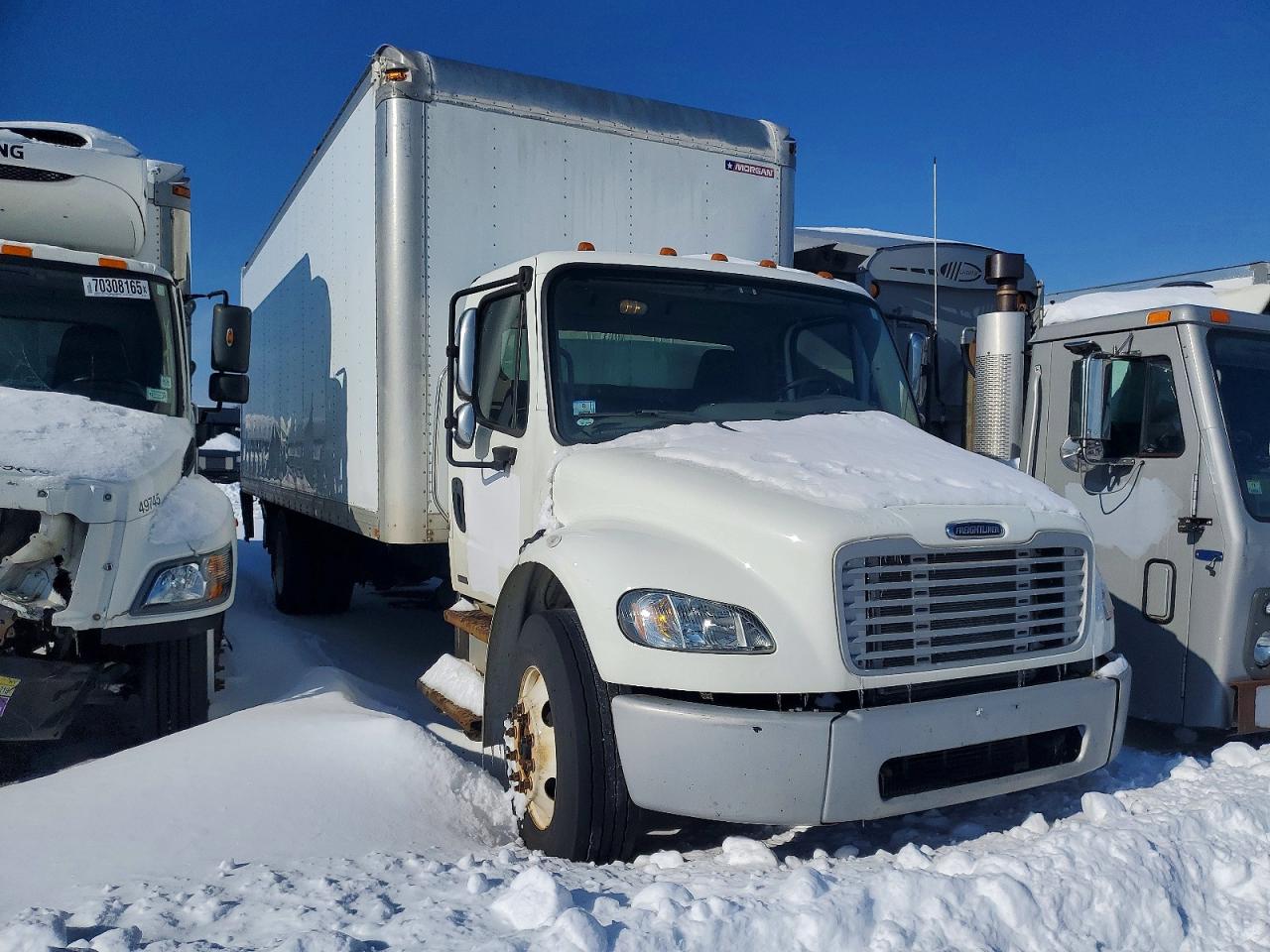 2012 FREIGHTLINER BUSINESS CLASS M2 BOX TRUCK photo 4