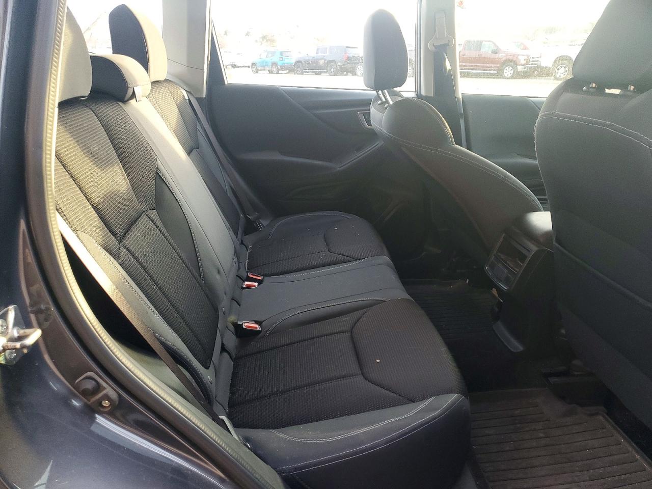 2020 SUBARU FORESTER photo 11