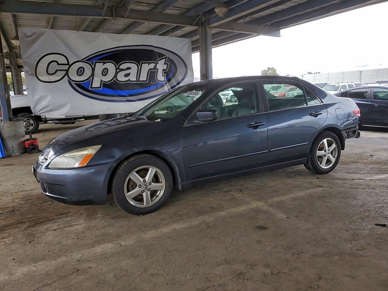 2004 HONDA ACCORD