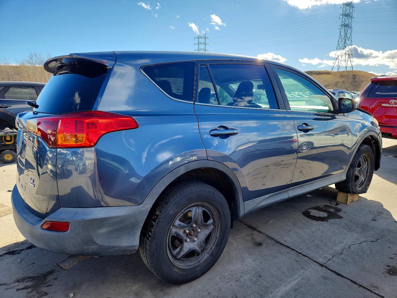 2013 TOYOTA RAV4 LE photo 3