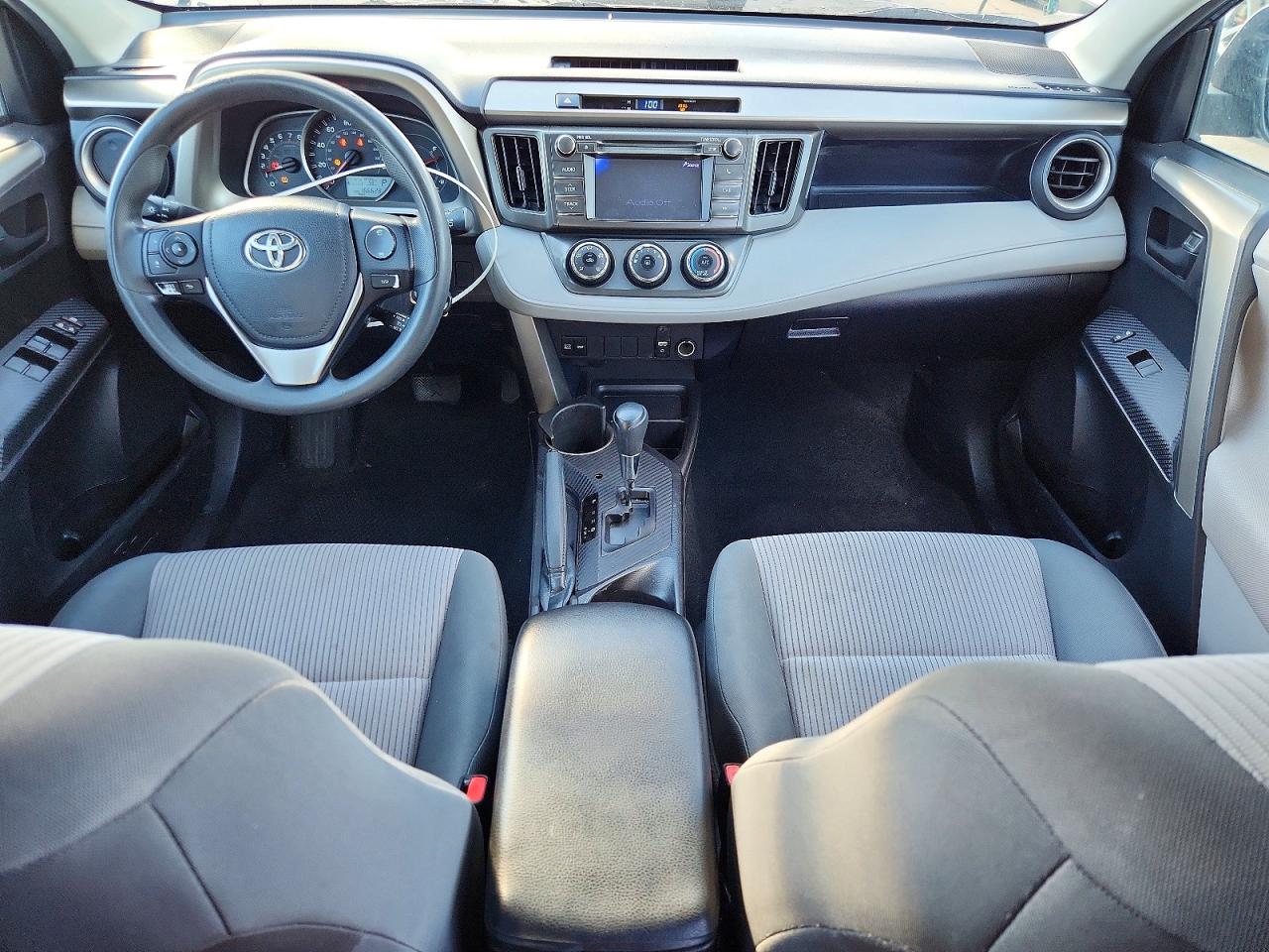 2013 TOYOTA RAV4 LE photo 8