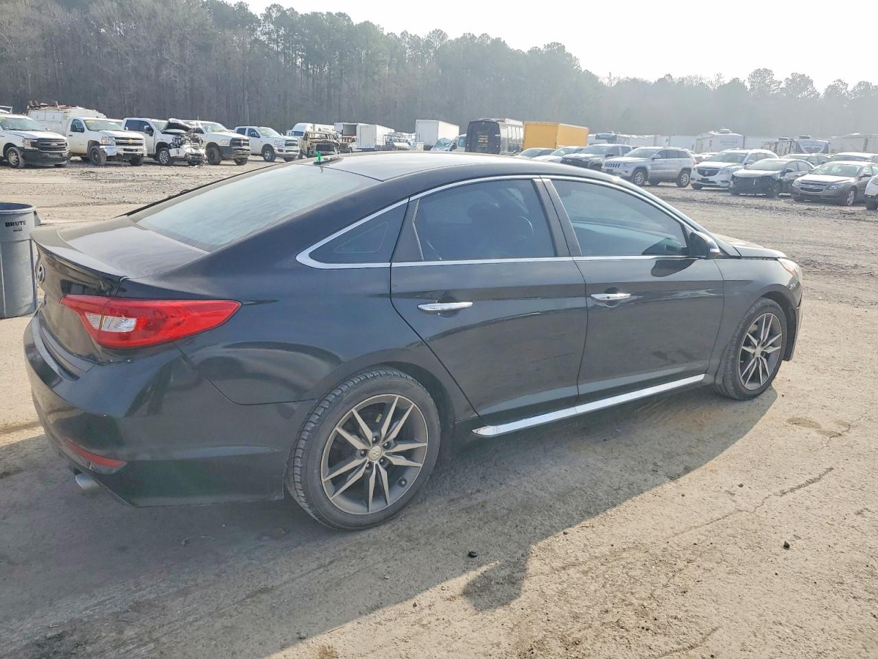 2015 HYUNDAI SONATA SPORT photo 3