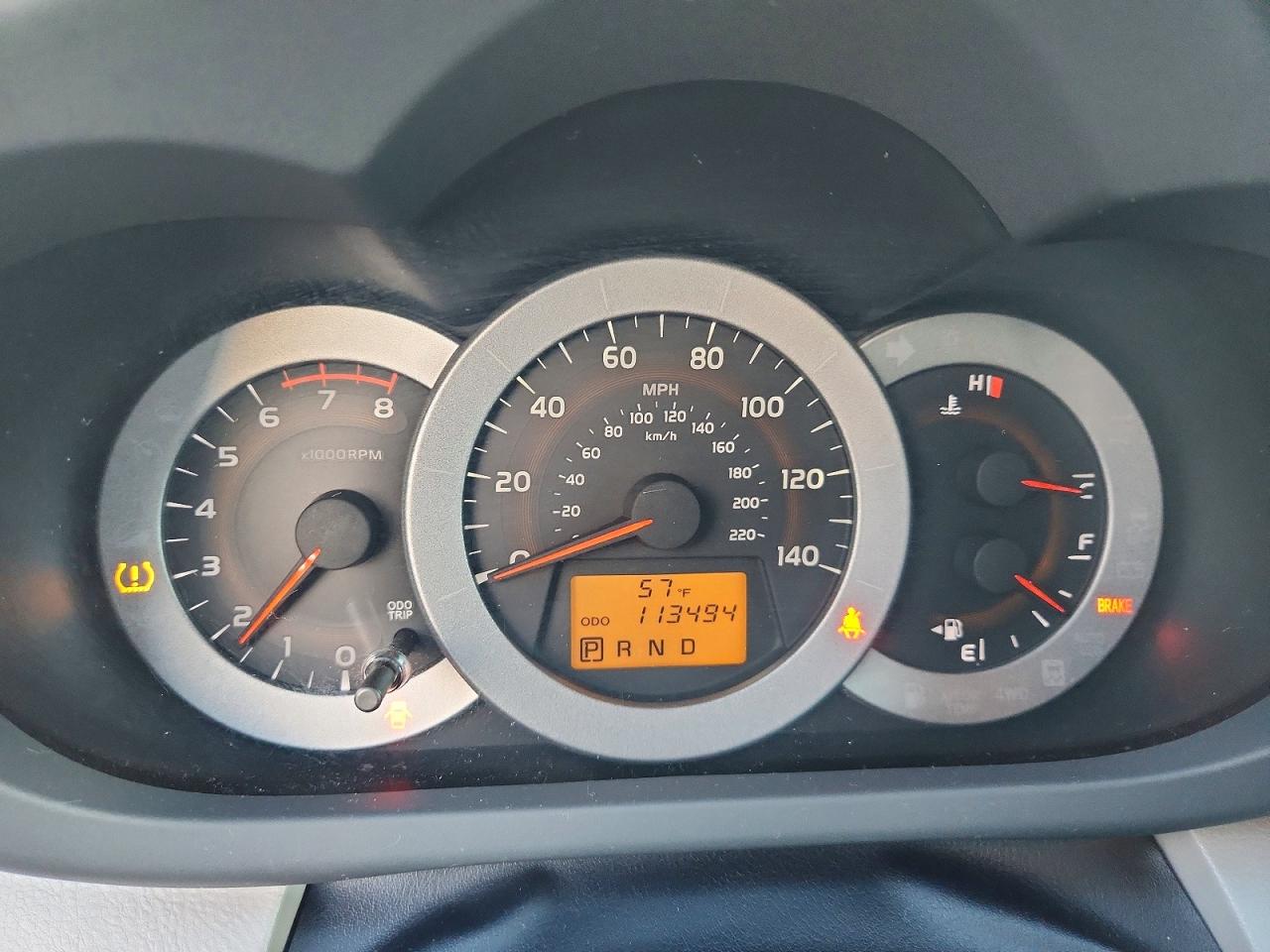 2011 TOYOTA RAV4 BASE photo 9