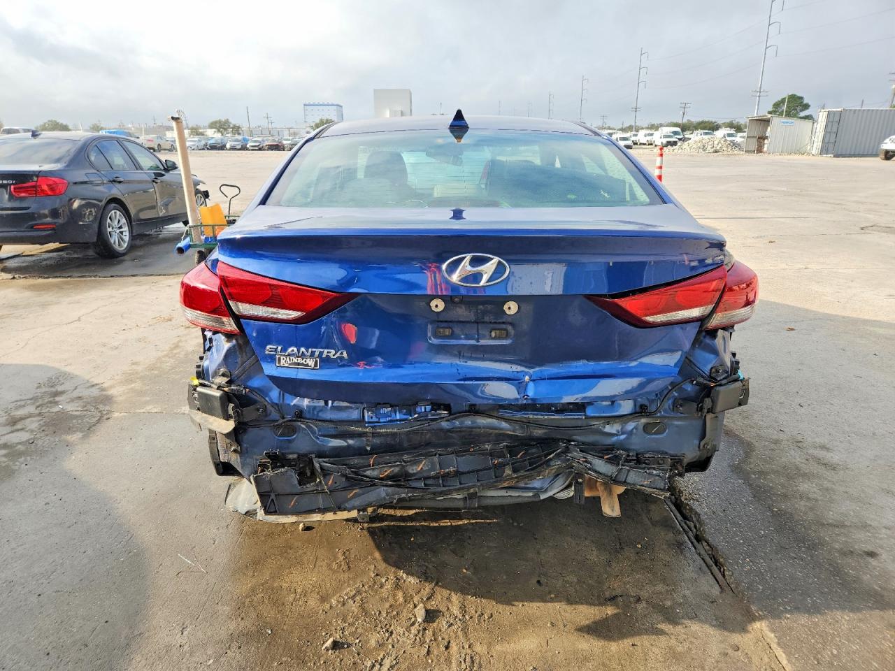 2018 HYUNDAI ELANTRA SEL photo 6