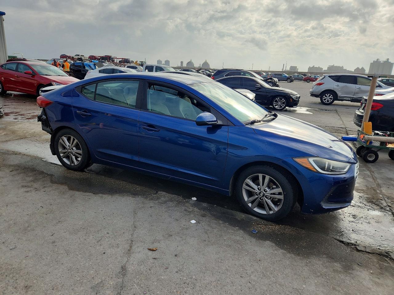 2018 HYUNDAI ELANTRA SEL photo 4