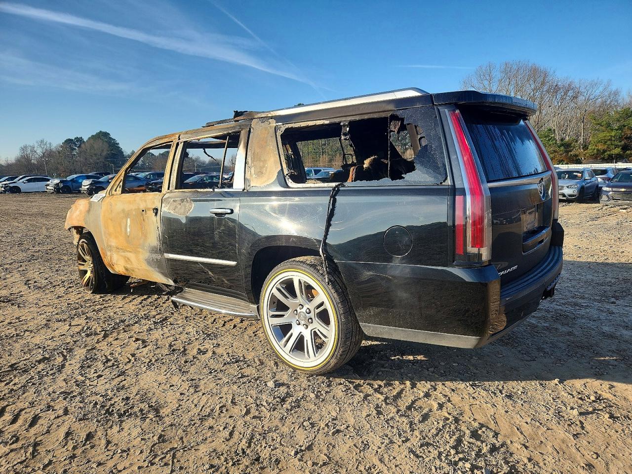 2015 CADILLAC ESCALADE ESV LUXURY photo 2