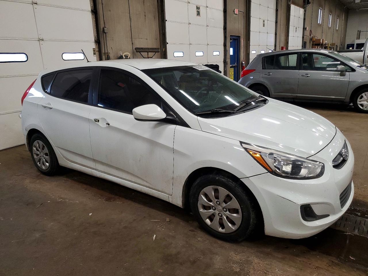 2015 HYUNDAI ACCENT GS photo 4