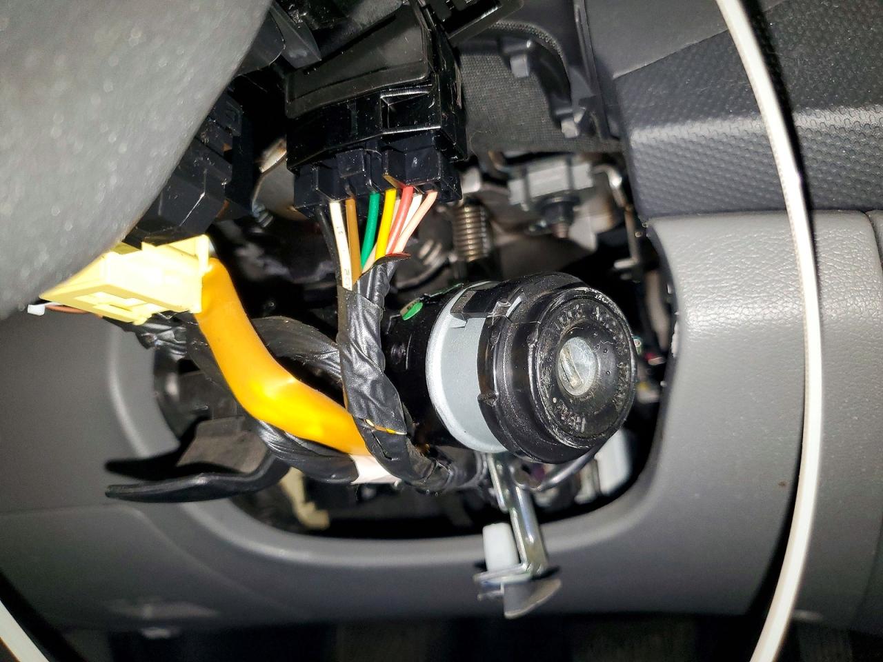 2015 HYUNDAI ACCENT GS photo 12