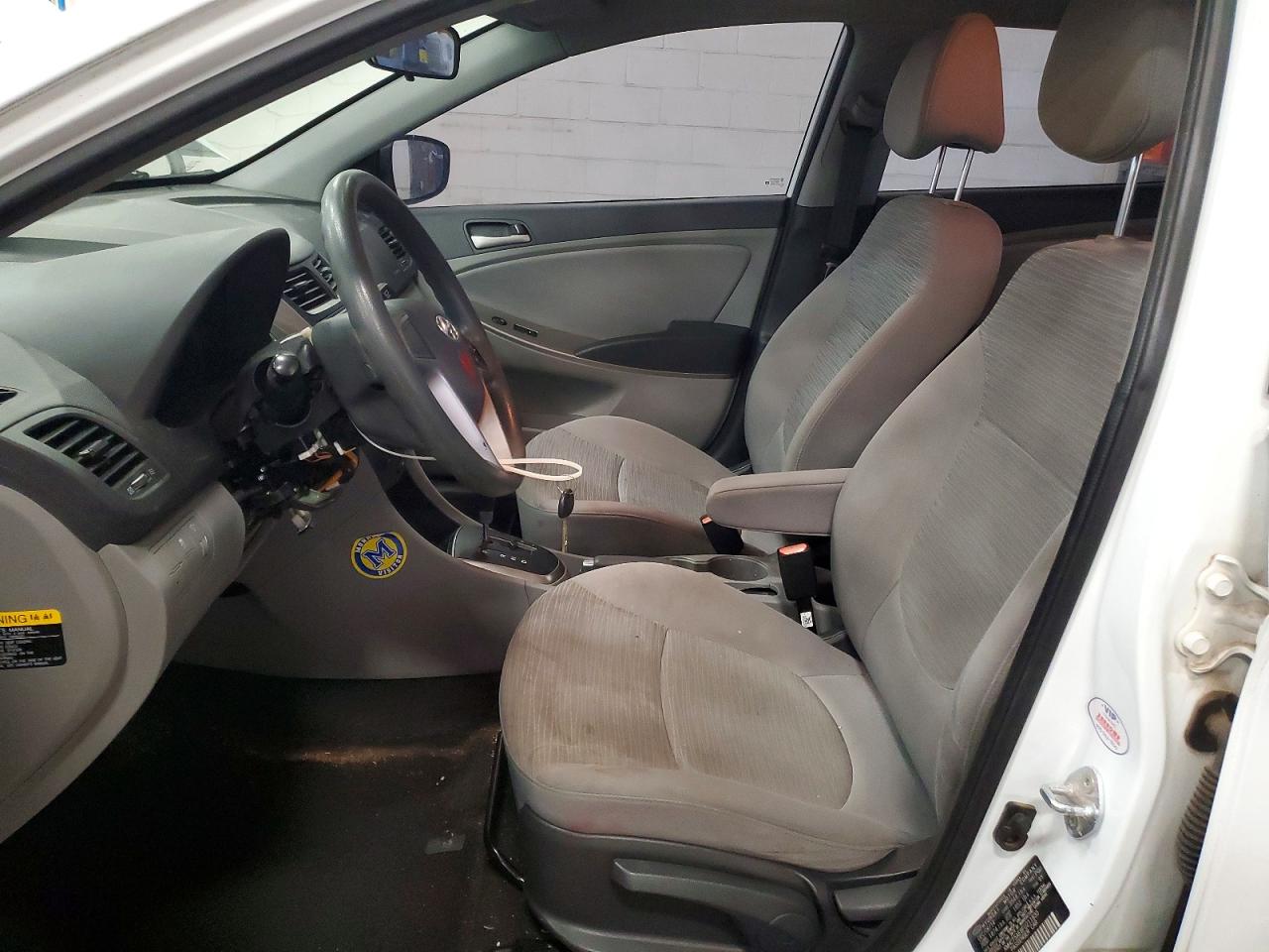 2015 HYUNDAI ACCENT GS photo 7