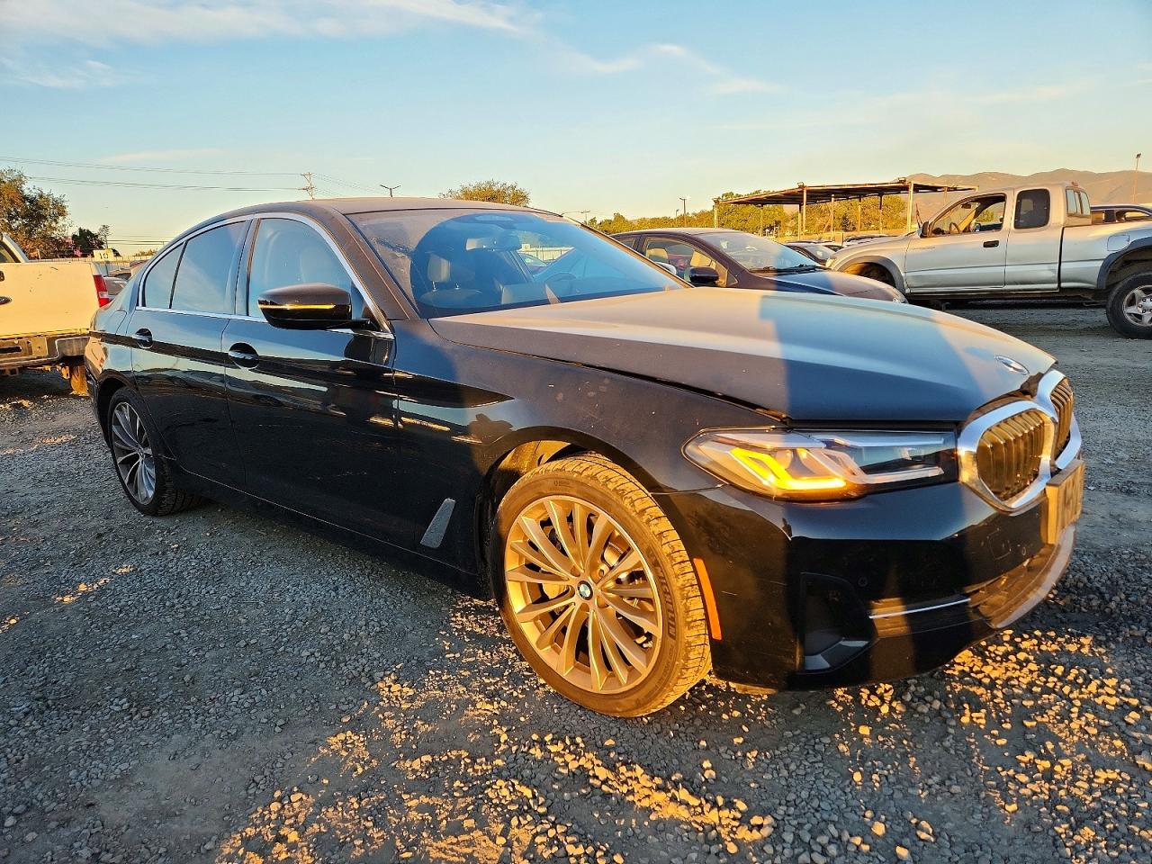 2021 BMW 530E photo 4