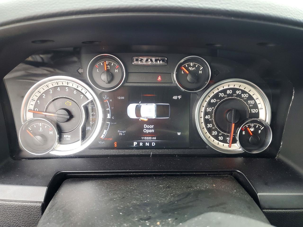 2013 RAM 1500 SPORT photo 9