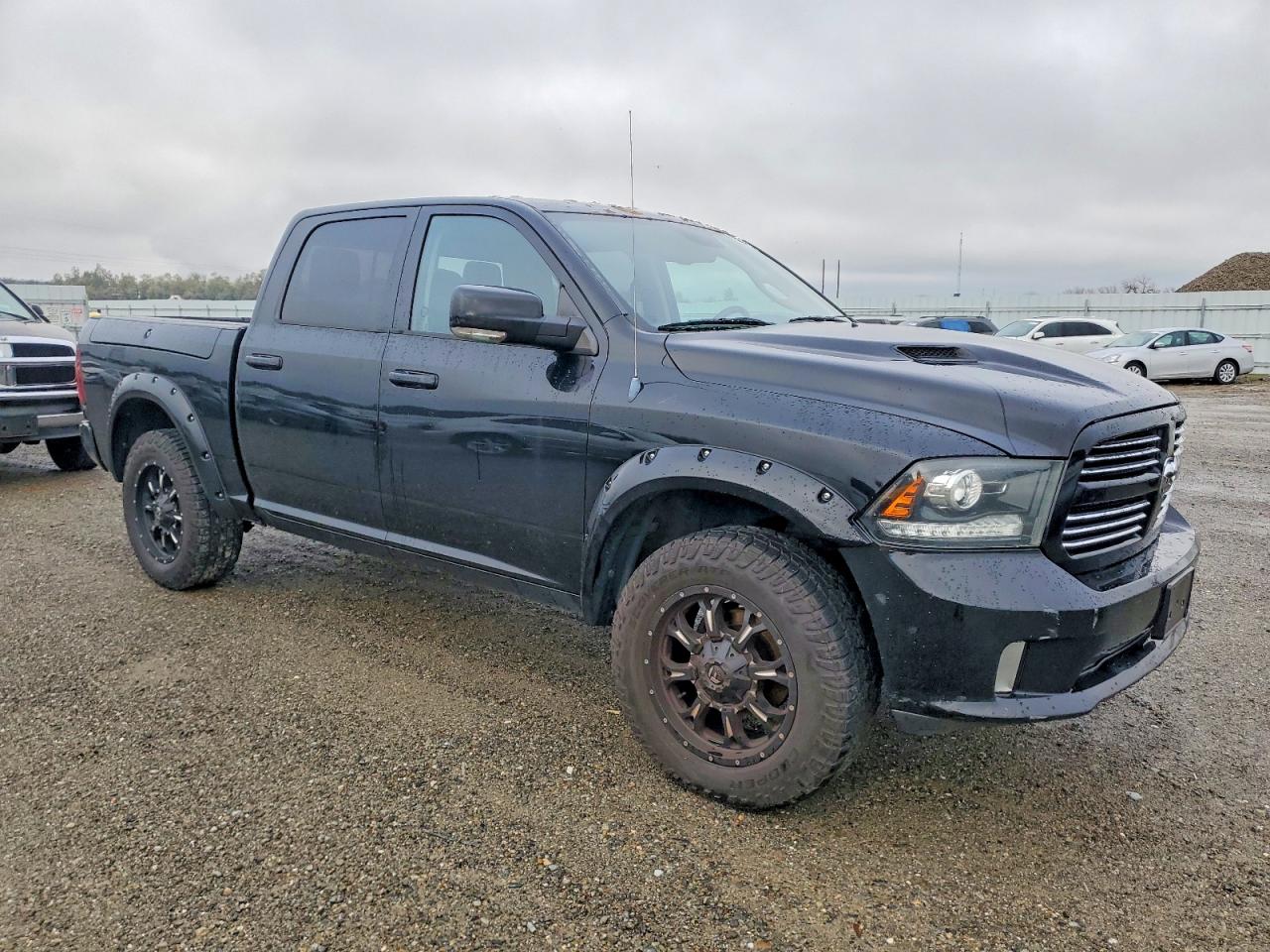 2013 RAM 1500 SPORT photo 4
