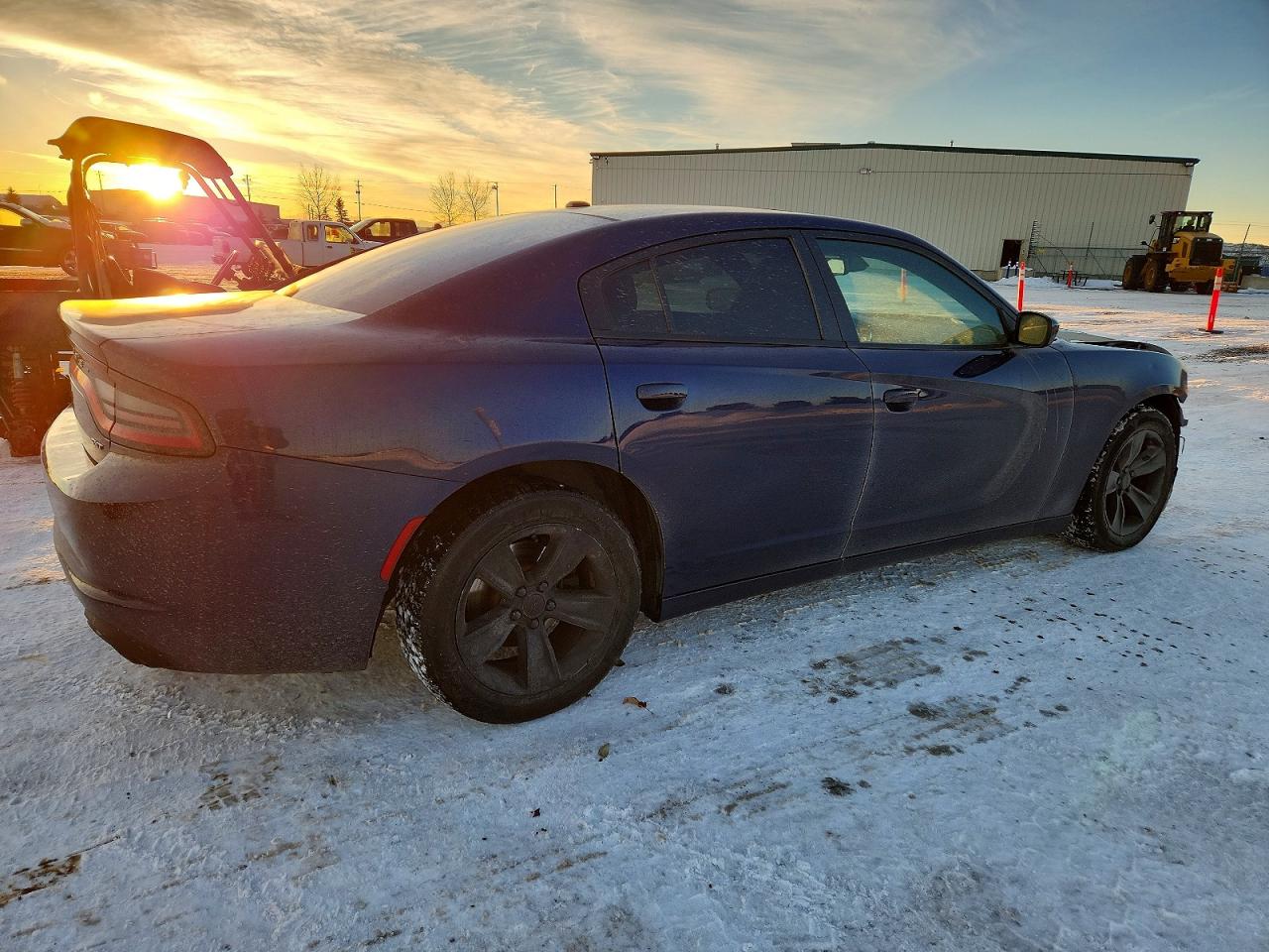 2017 DODGE CHARGER SXT photo 3