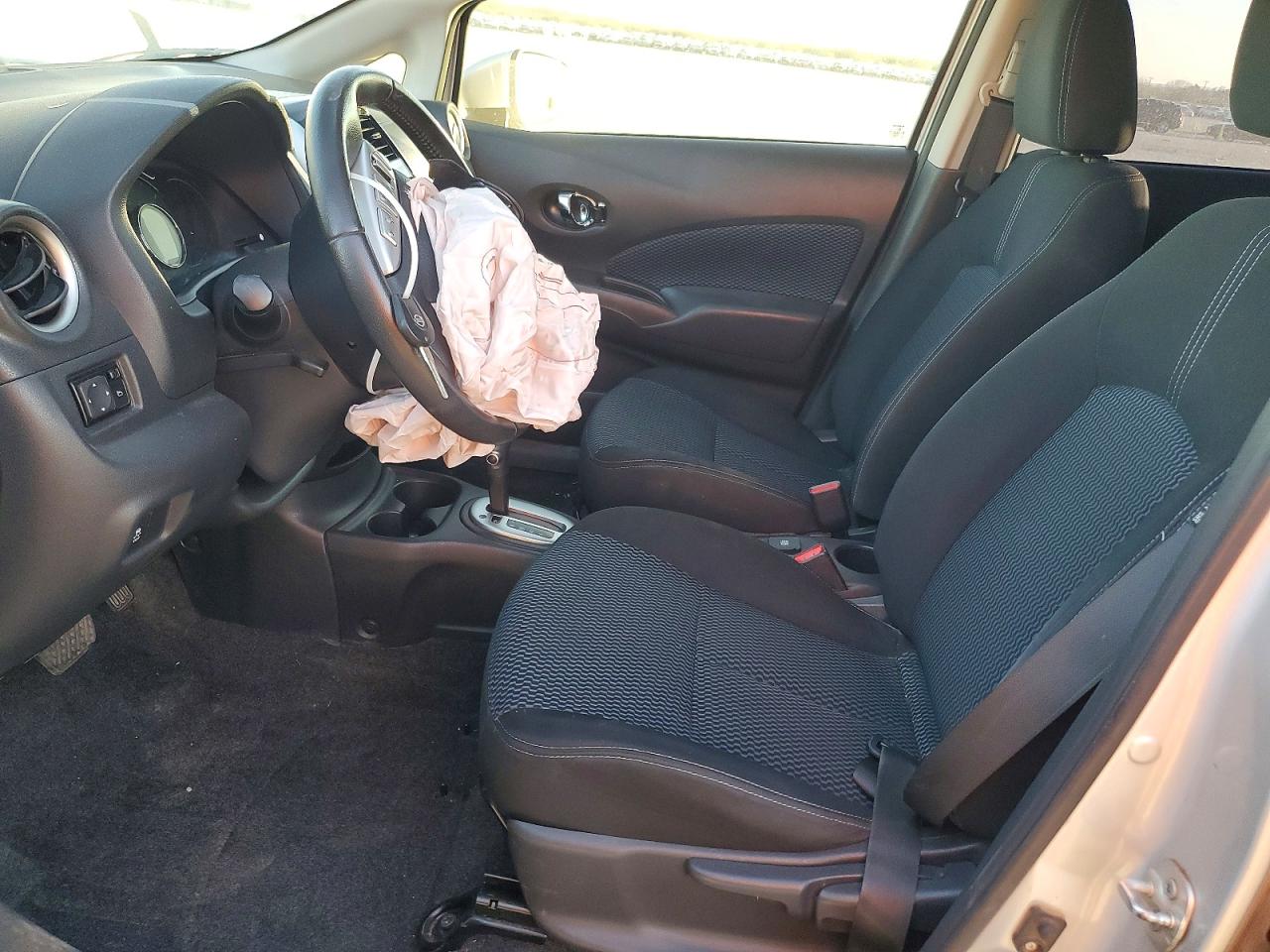 2016 NISSAN VERSA NOTE S photo 7