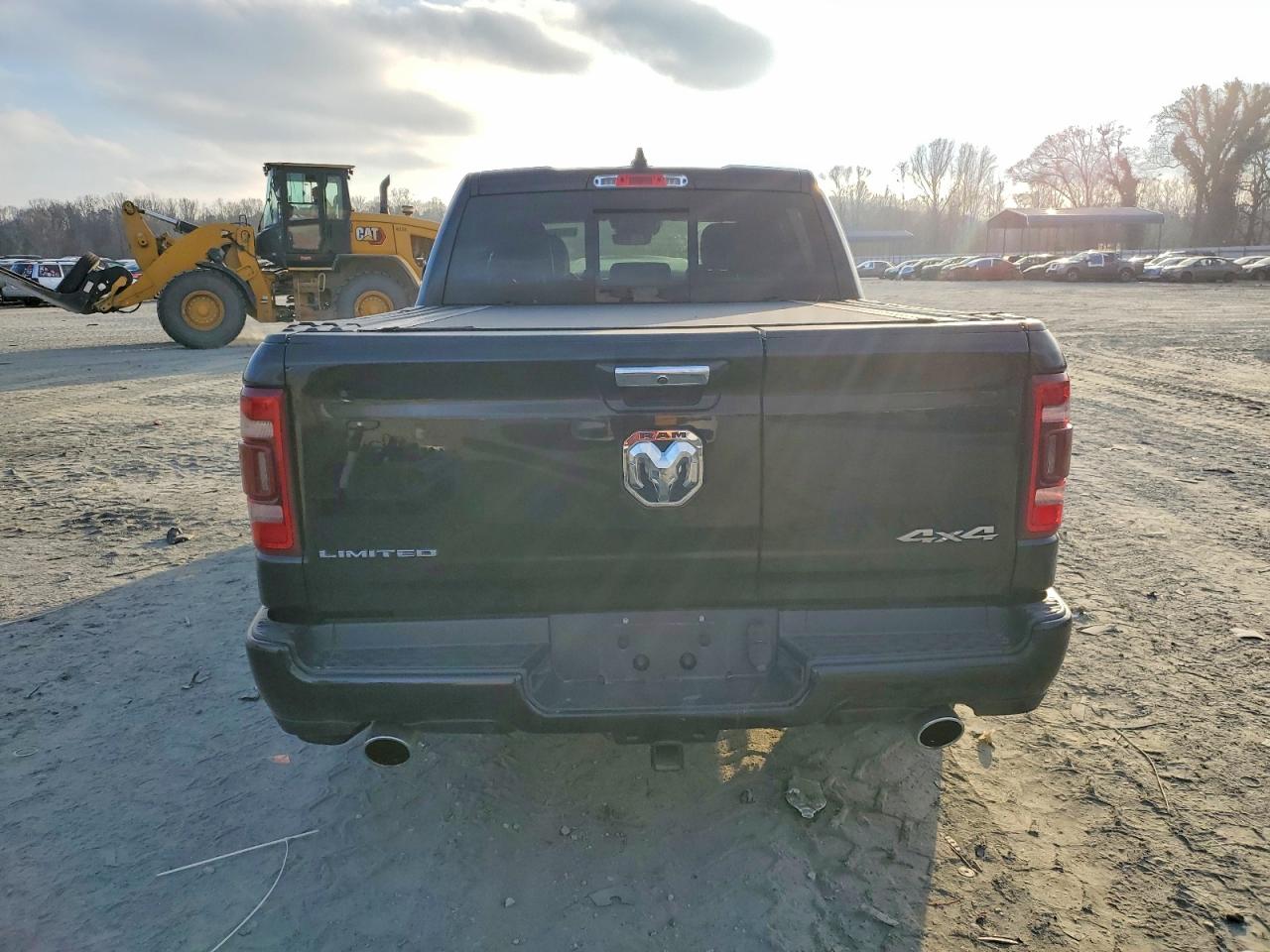 2019 RAM 1500 LIMITED photo 11