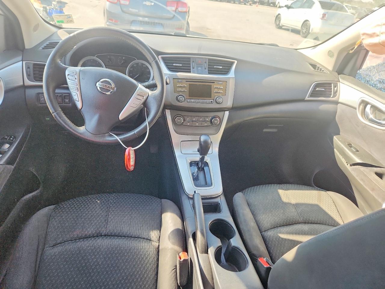 2014 NISSAN SENTRA S photo 15