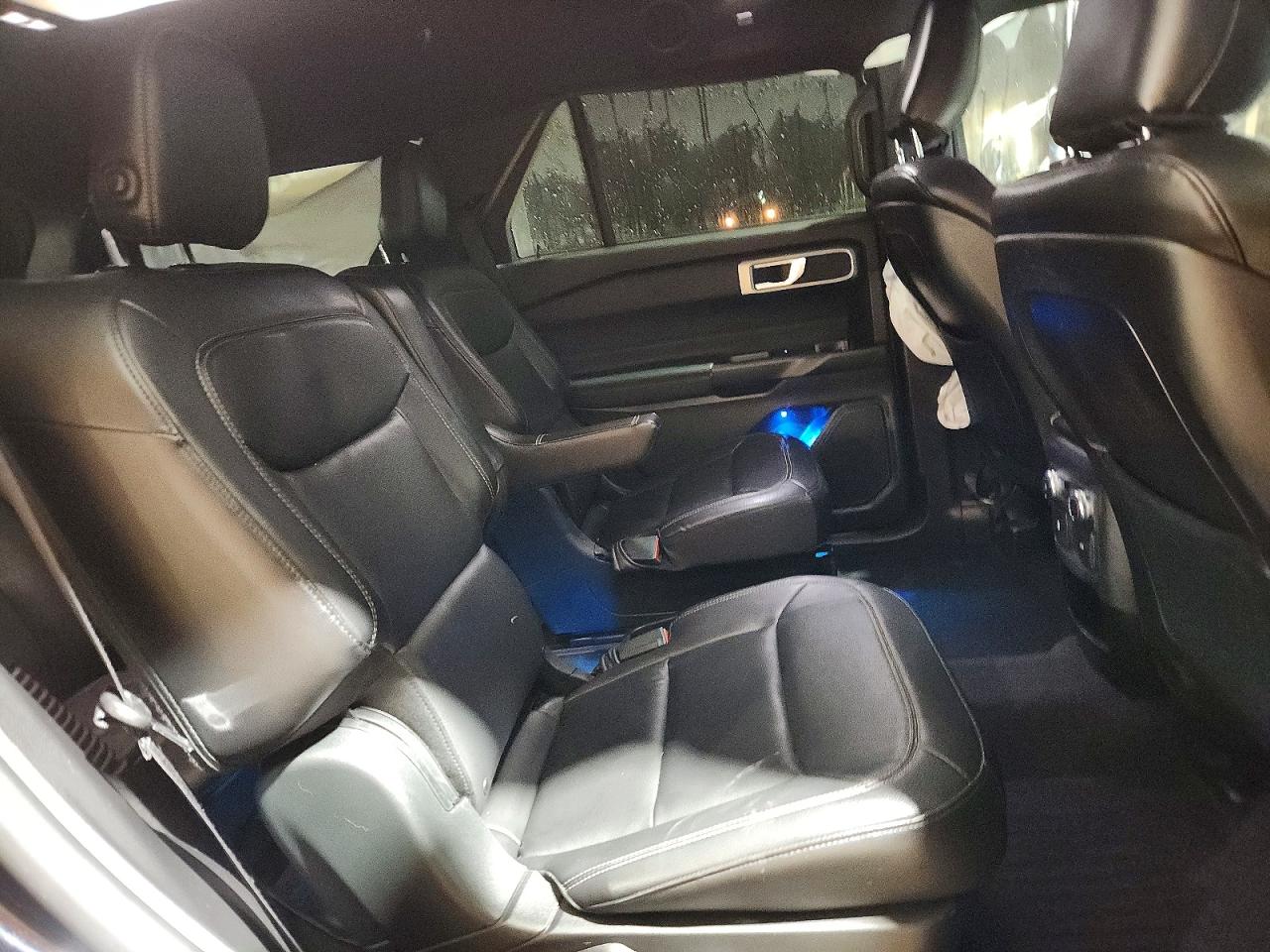 2020 FORD EXPLORER XLT photo 21