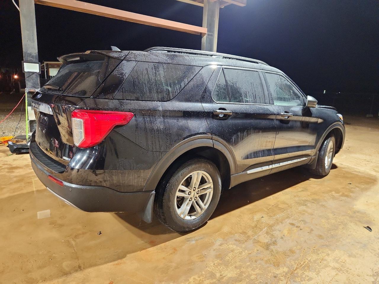 2020 FORD EXPLORER XLT photo 5