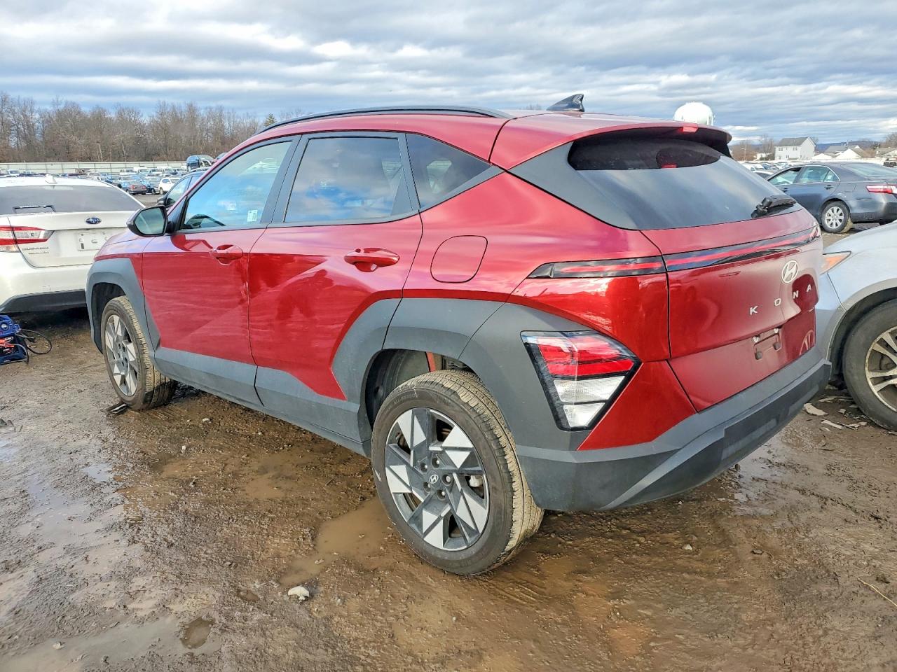 2024 HYUNDAI KONA SEL photo 2