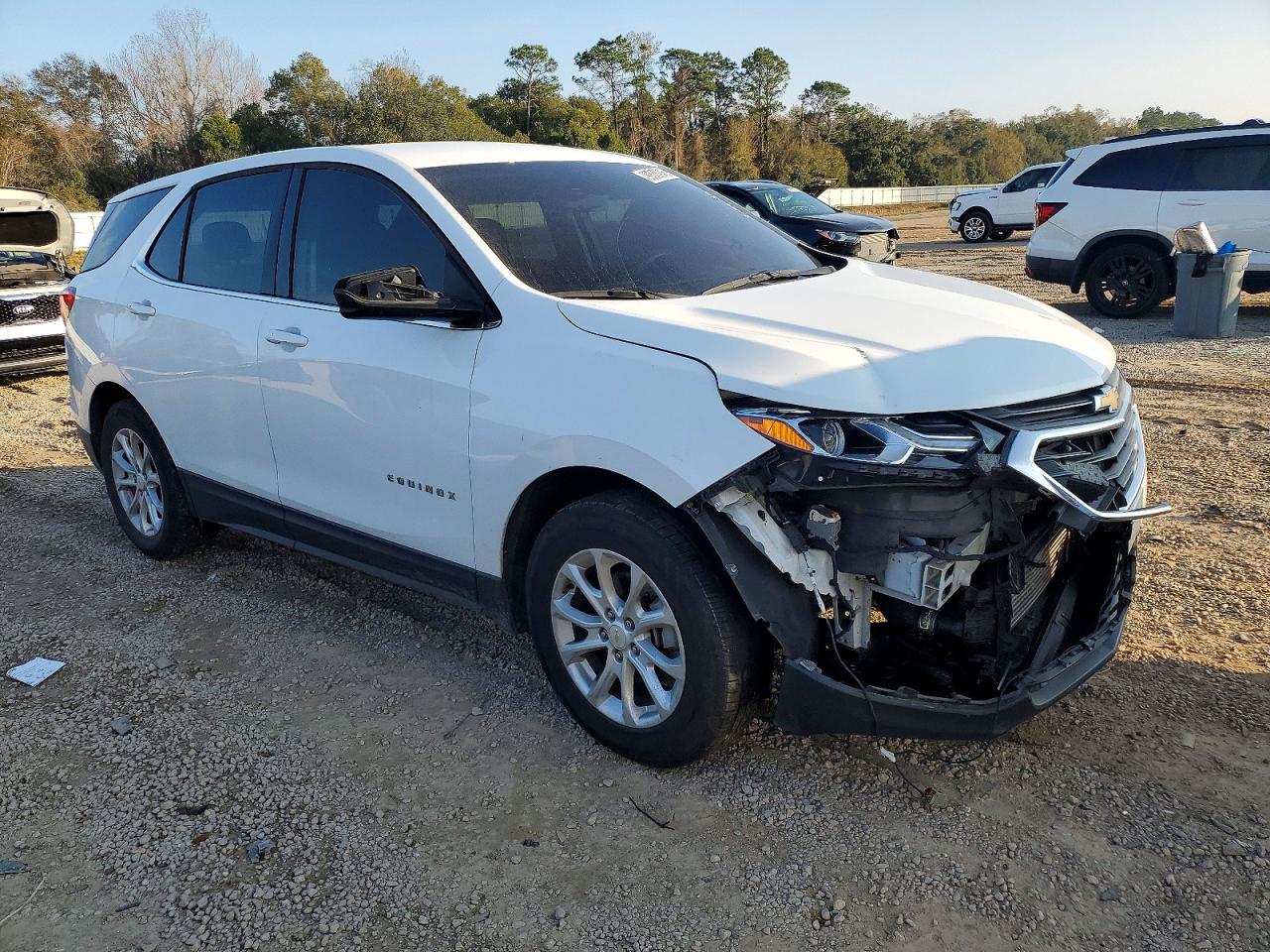 2018 CHEVROLET EQUINOX LT photo 4