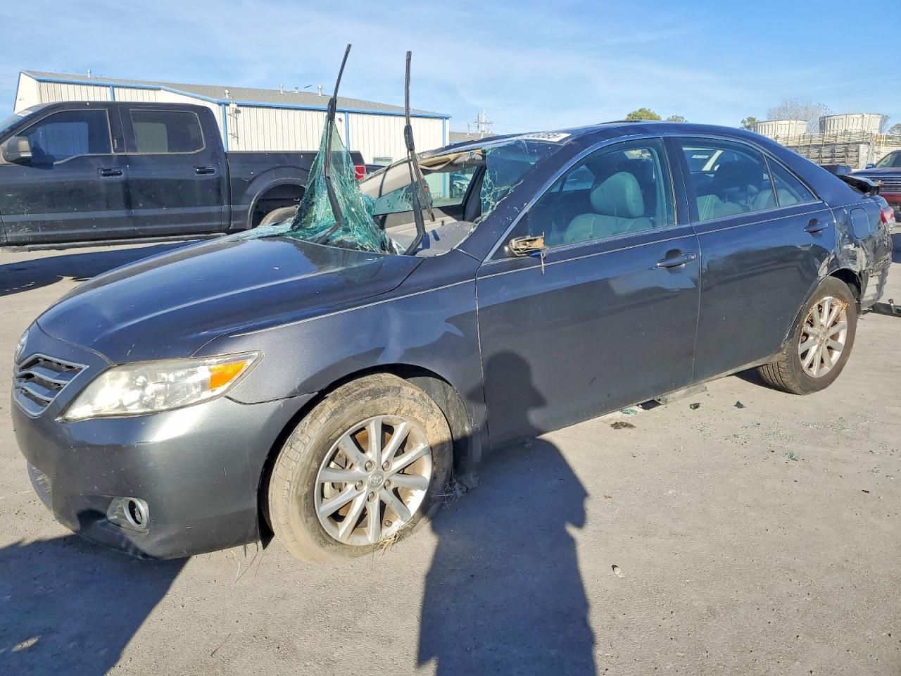 2010 TOYOTA CAMRY