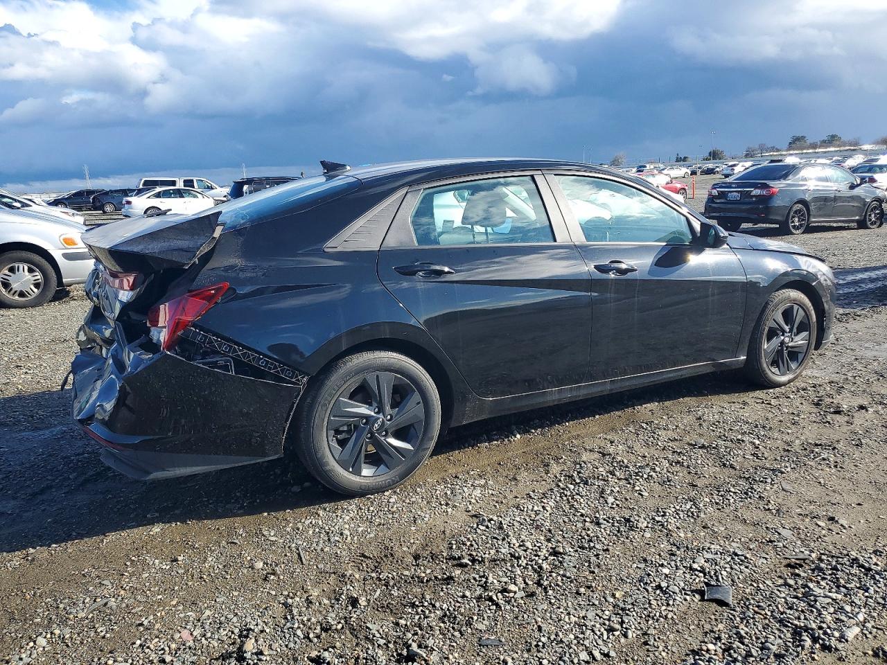 2022 HYUNDAI ELANTRA BLUE photo 3
